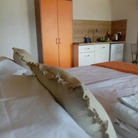 Studio Apartman Bel Vedere Motovun Exterior photo